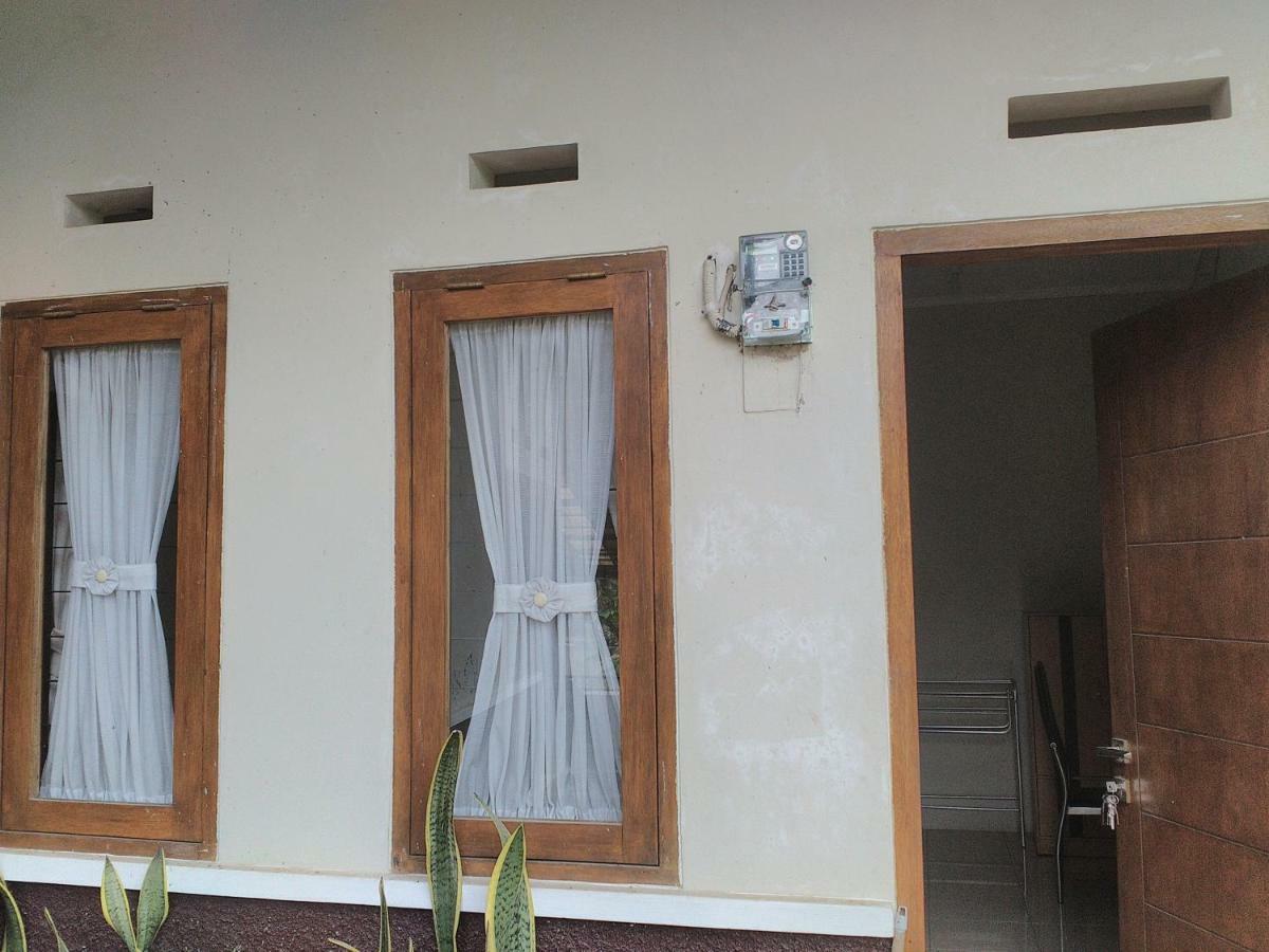 Nabila Syar'I Guest House Padalarang Zewnętrze zdjęcie