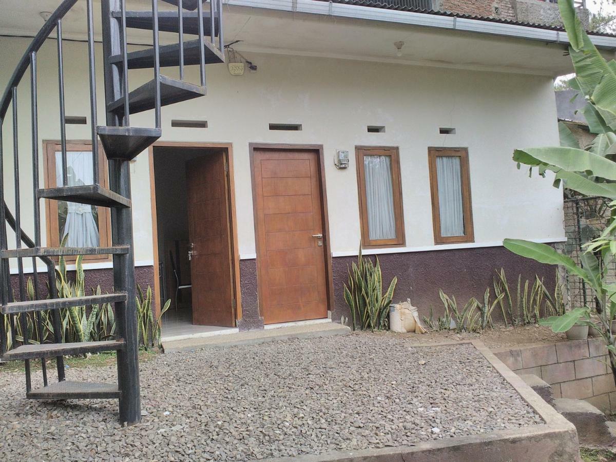 Nabila Syar'I Guest House Padalarang Zewnętrze zdjęcie